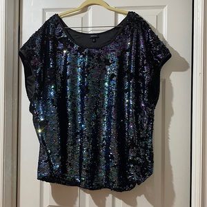 Torrid Multi Coloured Sequin T-shirt. Lightly used. Size 3 (3x, 22-24)